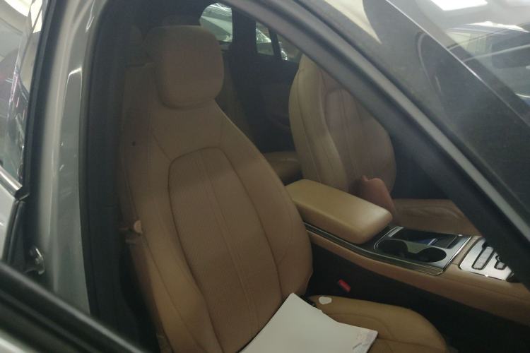 Used Nio ES6 2022 100kWh Signature Edition Right Front Seat
