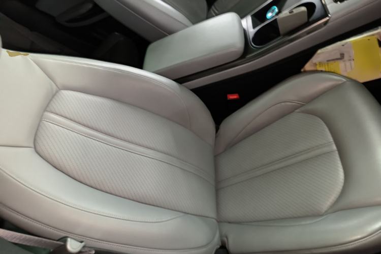 Used Nio ES6 2022 75 kWh Sport Edition Right Front Seat