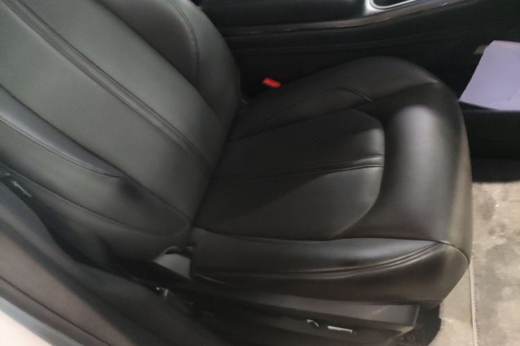 Used Nio ES6 2022 100kWh Performance Version Right Front Seat