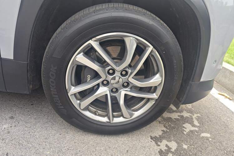 Used Nio ES6 2022 100kWh Performance Version Right Front Wheel Hub