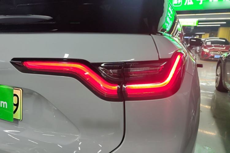 Used Nio ES6 2022 75 kWh Sport Edition Right Rear Taillight