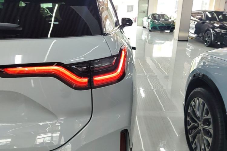 Used Nio ES6 2022 75 kWh Sport Edition Right Rear Taillight