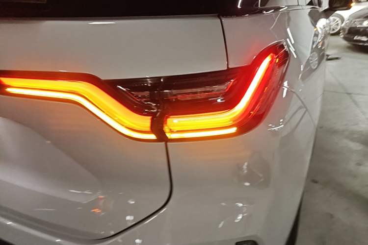 Used Nio ES6 2022 75 kWh Performance Version Right Rear Taillight