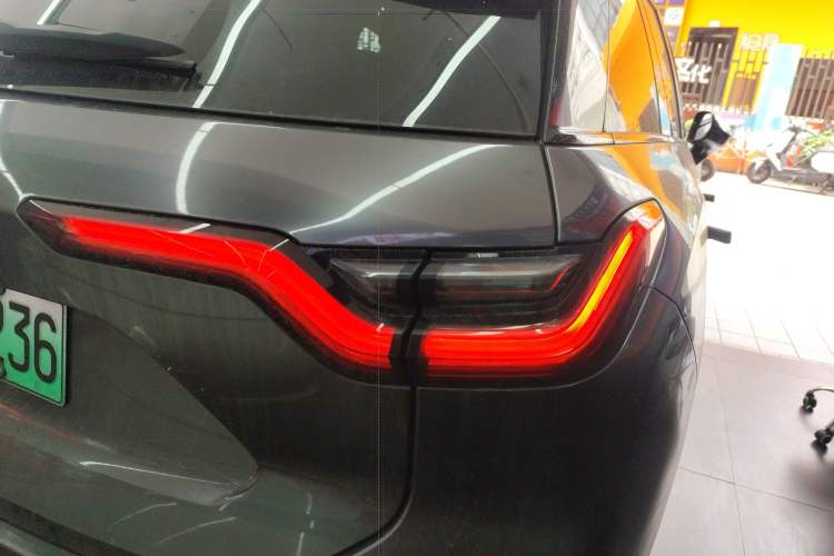Used Nio ES6 2022 75 kWh Sport Edition Right Rear Taillight
