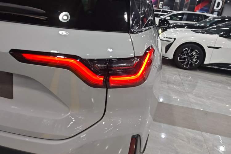 Used Nio ES6 2022 75 kWh Performance Version Right Rear Taillight