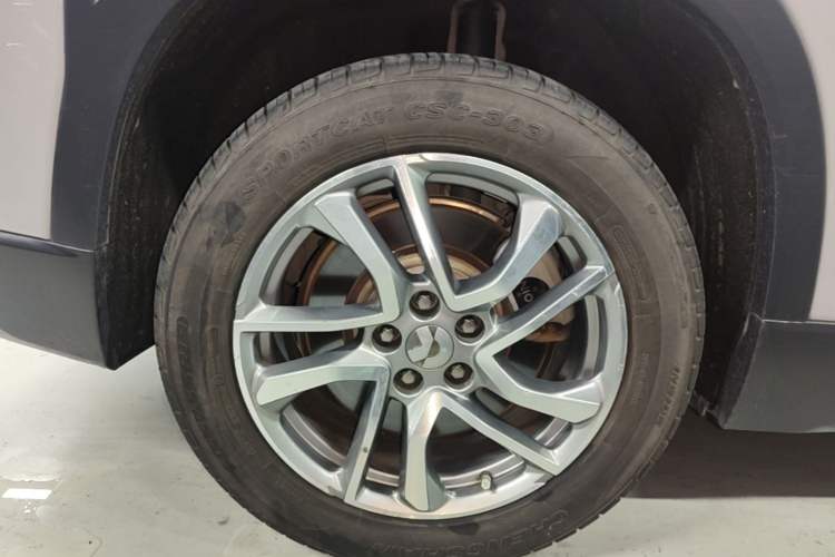 Used Nio ES6 2022 75 kWh Sport Edition Right Rear Wheel Hub