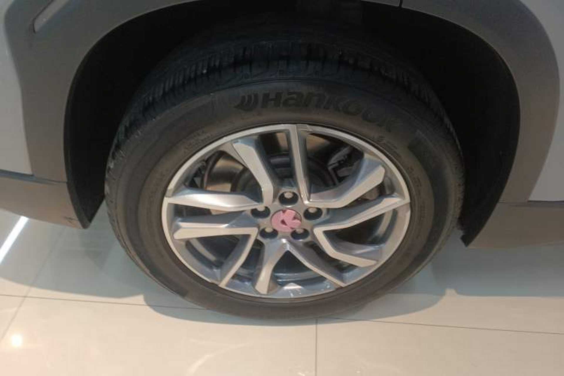 Used Nio ES6 2022 75 kWh Sport Edition Right Rear Wheel Hub
