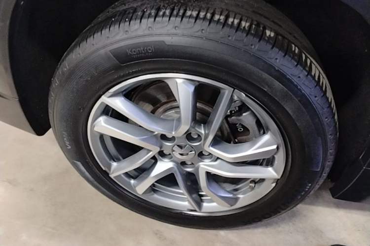Used Nio ES6 2022 75 kWh Sport Edition Right Rear Wheel Hub