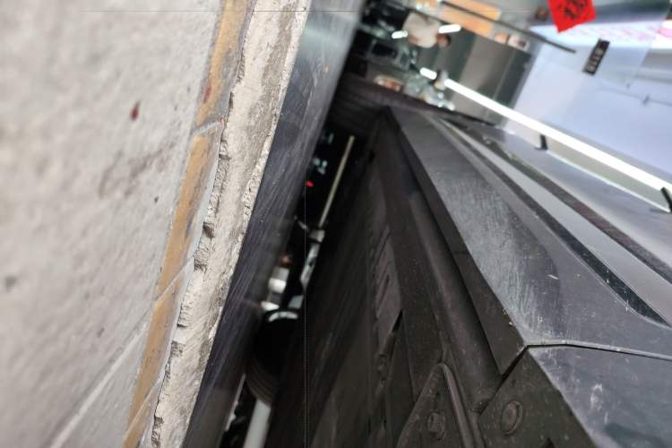 Used Nio ES6 2022 75 kWh Sport Edition Right Side Sill