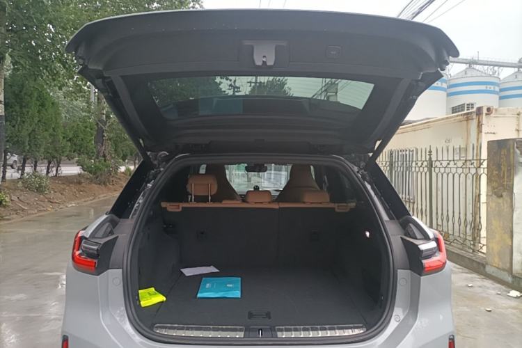 Used Nio ES6 2022 75 kWh Sport Edition Trunk