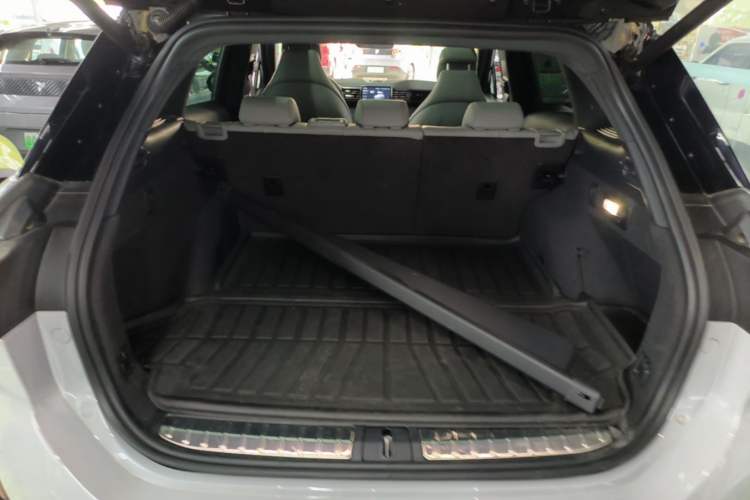 Used Nio ES6 2022 75 kWh Sport Edition Trunk