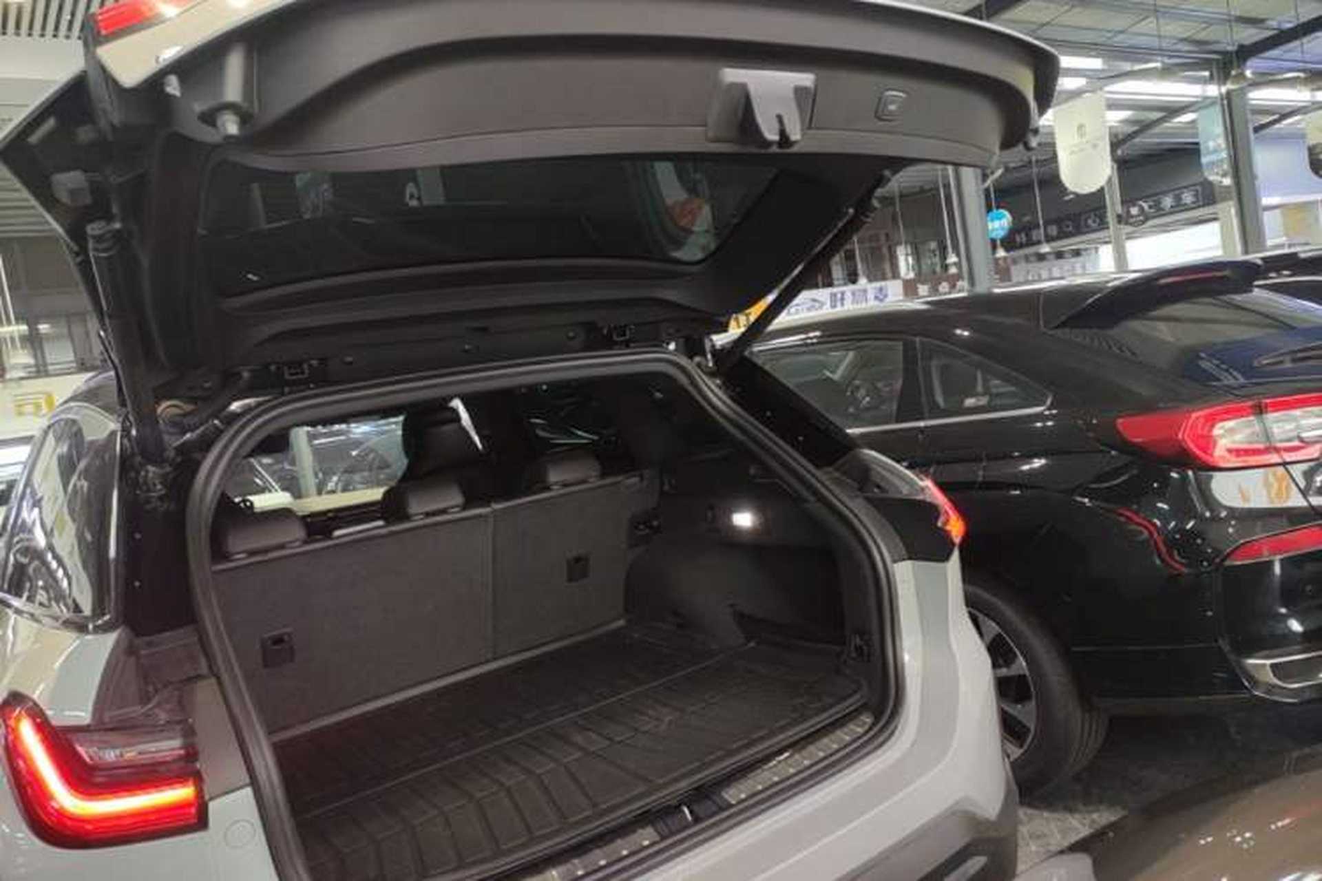 Used Nio ES6 2022 100kWh Performance Version Trunk