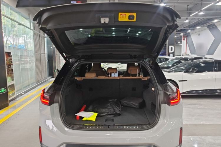 Used Nio ES6 2022 75 kWh Performance Version Trunk
