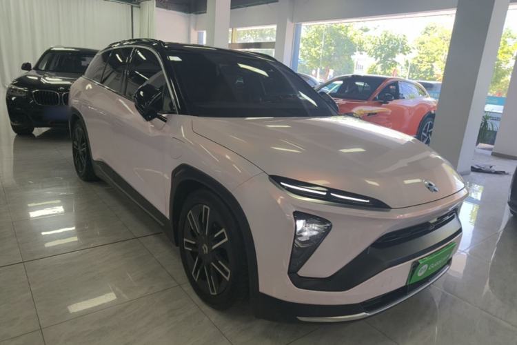 Used Nio ES6 2022 100kWh Performance Version Front Right 45 Deg