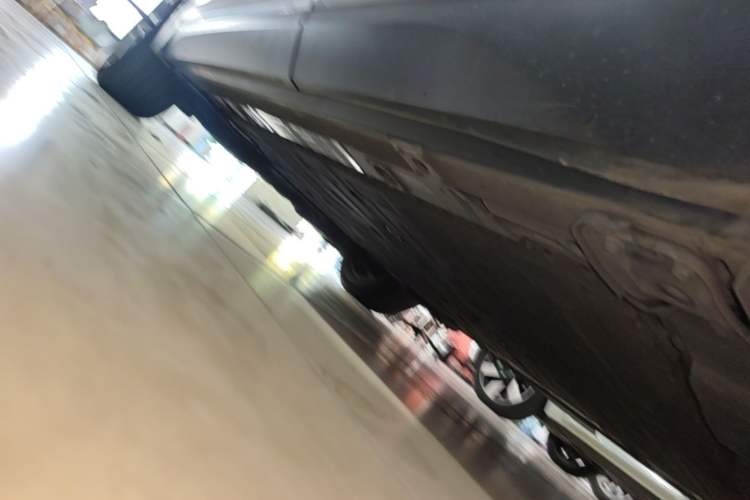 Used Nio ES6 2022 75 kWh Sport Edition Left Side Sill