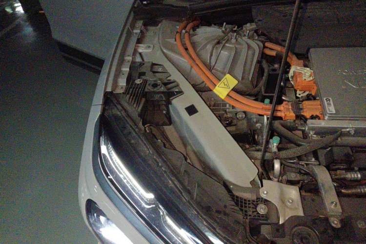 Used Nio ES6 2022 75 kWh Sport Edition Engine Bay Right
