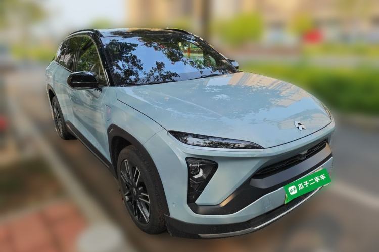 Used Nio ES6 2022 75 kWh Sport Edition Front Right 45 Deg