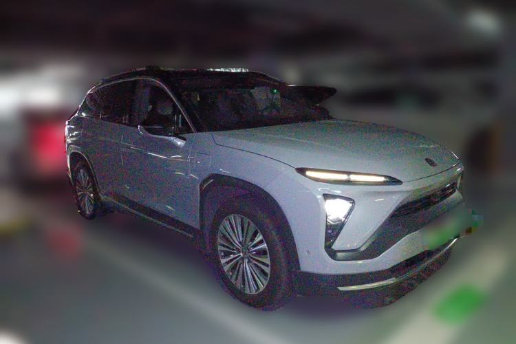 Used Nio ES6 2022 75 kWh Sport Edition Front Right 45 Deg