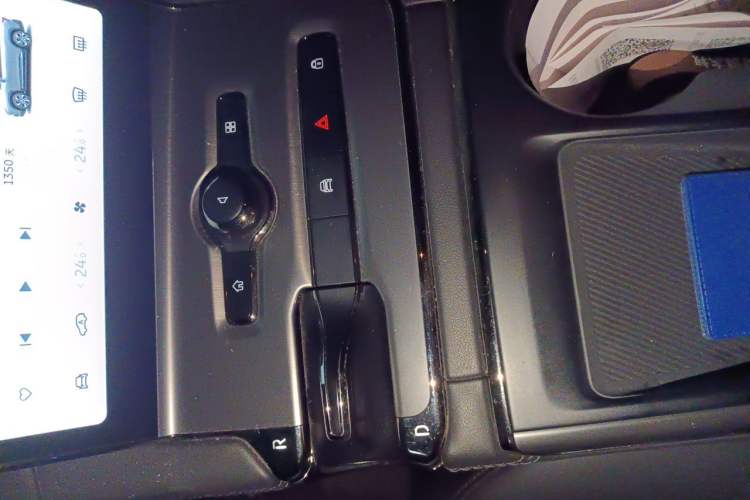 Used Nio ES6 2022 75 kWh Sport Edition Gear Lever