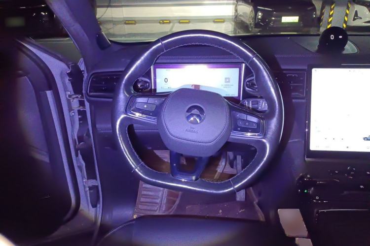 Used Nio ES6 2022 75 kWh Sport Edition Steering Wheel