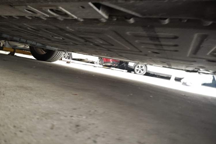 Used Nio ES6 2022 75 kWh Sport Edition Chassis Front Right