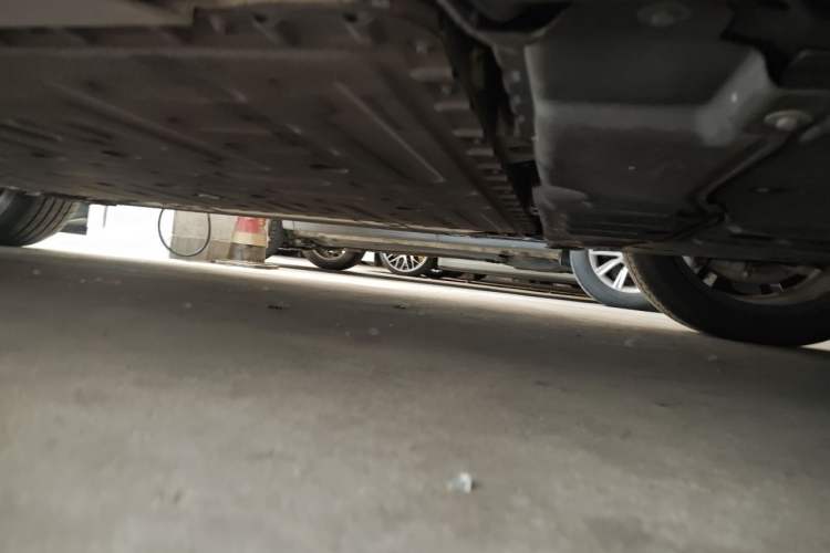 Used Nio ES6 2022 75 kWh Sport Edition Chassis Rear Left