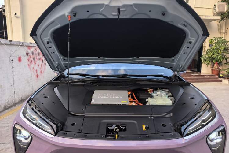 Used Nio ES6 2022 75 kWh Sport Edition Engine Bay