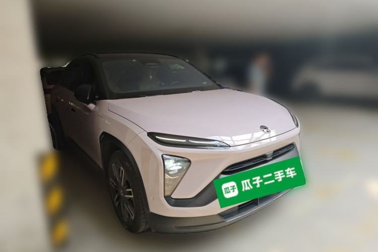 Used Nio ES6 2022 75 kWh Sport Edition Front Right 45 Deg