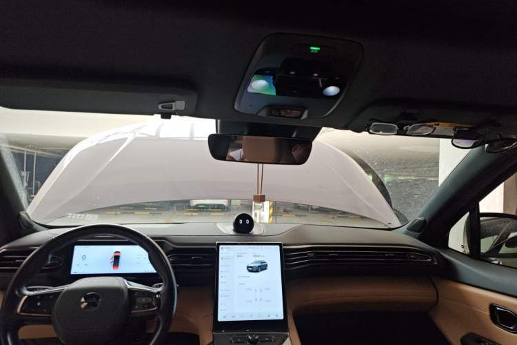 Used Nio ES6 2022 75 kWh Sport Edition Headliner