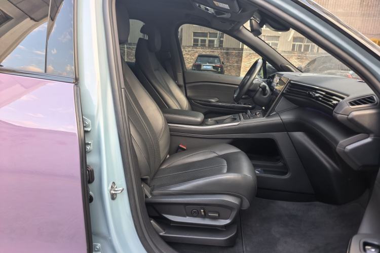 Used Nio ES6 2022 75 kWh Sport Edition Right Front Seat