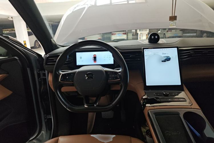 Used Nio ES6 2022 75 kWh Sport Edition Steering Wheel