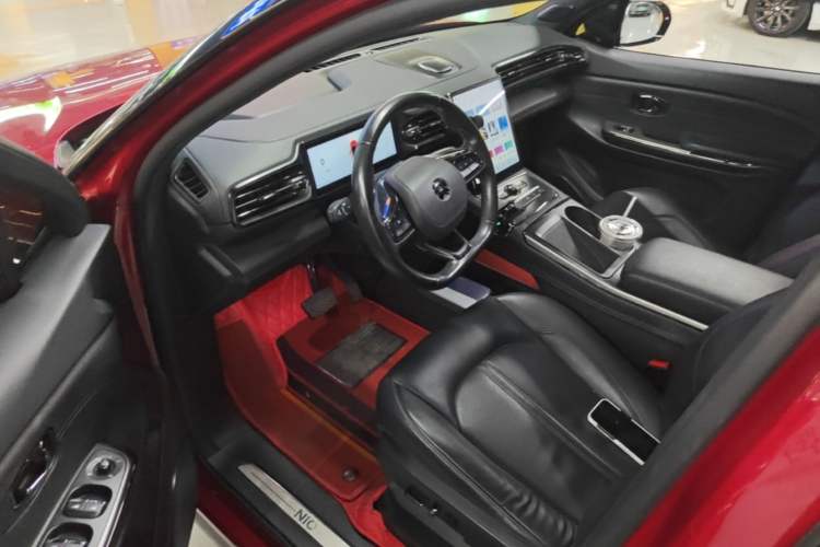 Used Nio ES6 2022 75 kWh Sport Edition Driver Seat