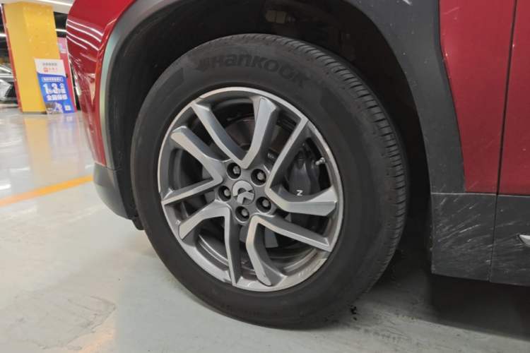 Used Nio ES6 2022 75 kWh Sport Edition Left Front Wheel Hub