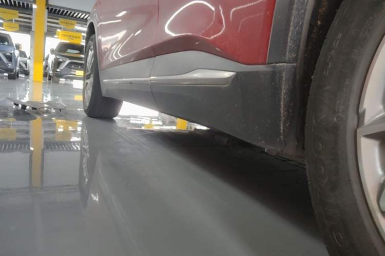 Used Nio ES6 2022 75 kWh Sport Edition Left Side Sill