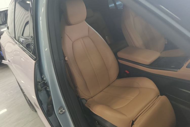 Used Nio ES6 2022 100kWh Performance Version Right Front Seat