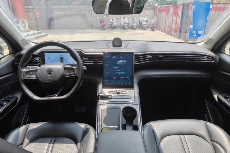 Used Nio ES6 2022 75 kWh Sport Edition Center Console
