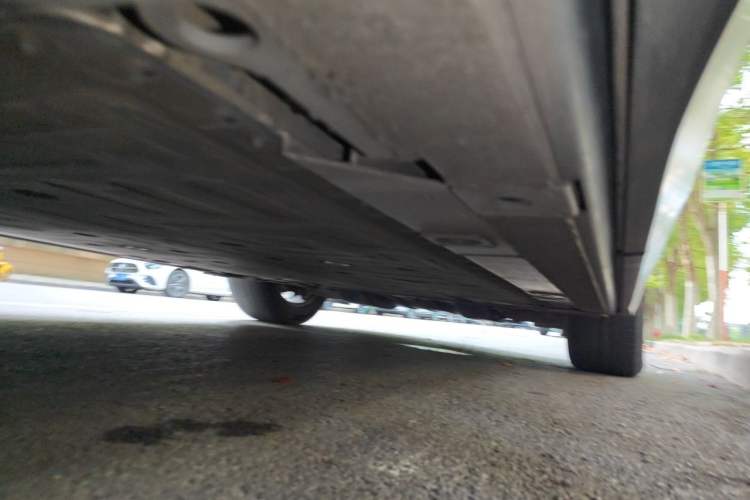 Used Nio ES6 2022 75 kWh Sport Edition Chassis Rear Right