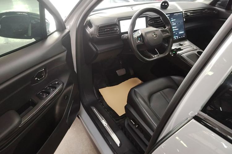 Used Nio ES6 2022 75 kWh Sport Edition Driver Seat