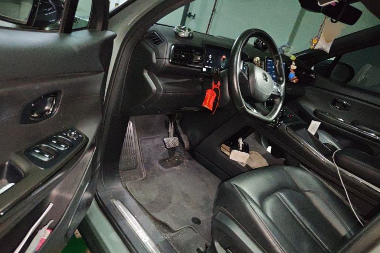 Used Nio ES6 2022 75 kWh Sport Edition Driver Seat