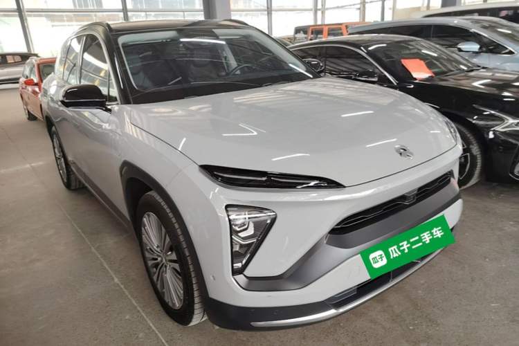 Used Nio ES6 2022 75 kWh Sport Edition Front Right 45 Deg