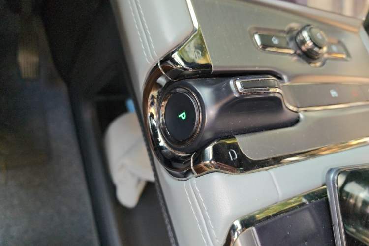 Used Nio ES6 2022 75 kWh Sport Edition Gear Lever