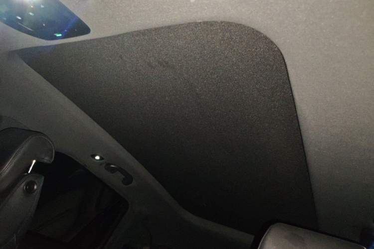 Used Nio ES6 2022 75 kWh Sport Edition Headliner