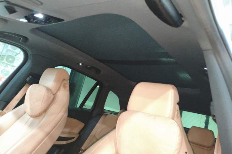Used Nio ES6 2022 75 kWh Sport Edition Headliner