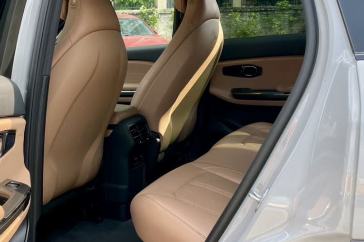 Used Nio ES6 2022 75 kWh Sport Edition Interior 2