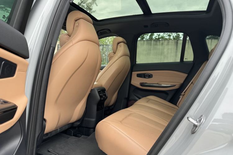Used Nio ES6 2022 75 kWh Sport Edition Interior 2