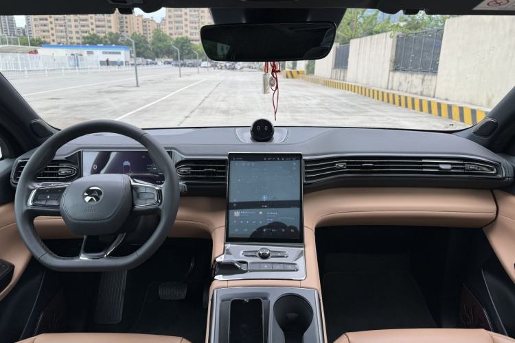 Used Nio ES6 2022 75 kWh Sport Edition Interior 3