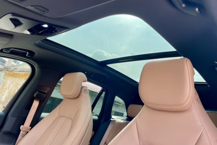 Used Nio ES6 2022 75 kWh Sport Edition Interior 5