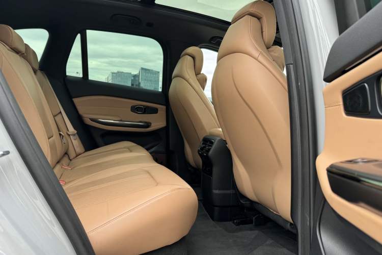 Used Nio ES6 2022 75 kWh Sport Edition Interior 5