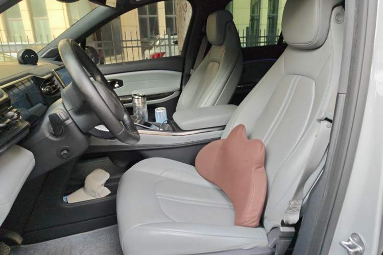 Used Nio ES6 2022 75 kWh Sport Edition Left Front Seat