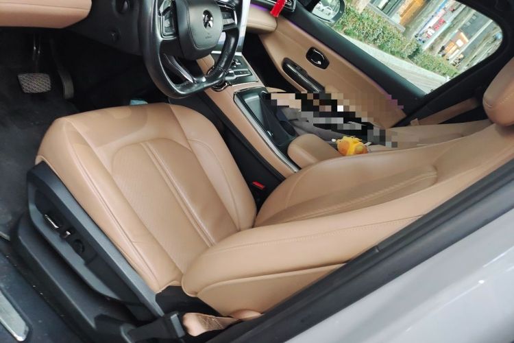 Used Nio ES6 2022 75 kWh Performance Version Left Front Seat